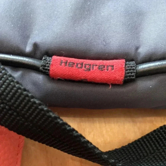 Hedgren Urban Bags crossbody bag with zipper close - Picture 6 of 6